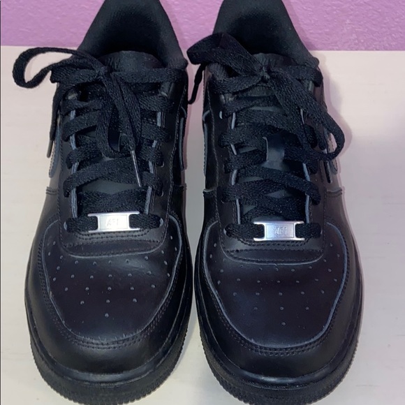 Nike Air Force 1 - Picture 2 of 4